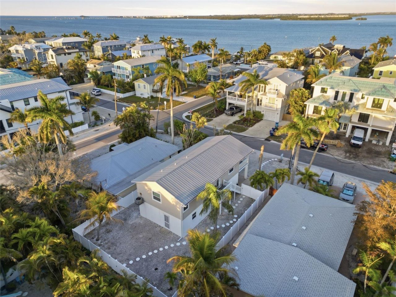 2112 Avenue B, Bradenton Beach, FL 34217 Photo