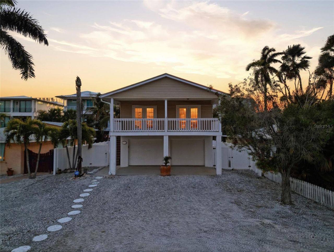 2112 Avenue B, Bradenton Beach, FL 34217 Photo