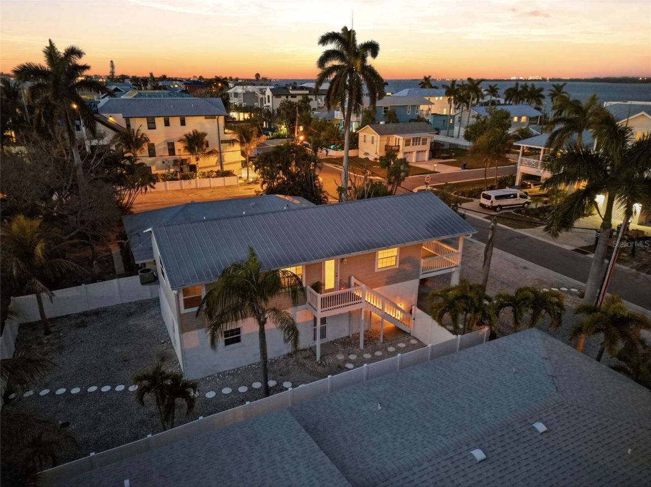 2112 Avenue B, Bradenton Beach, FL 34217 Photo