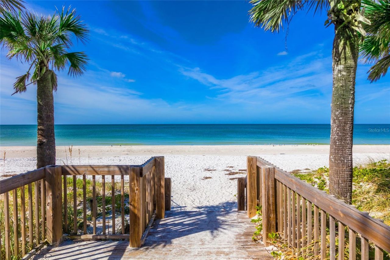 2112 Avenue B, Bradenton Beach, FL 34217 Photo