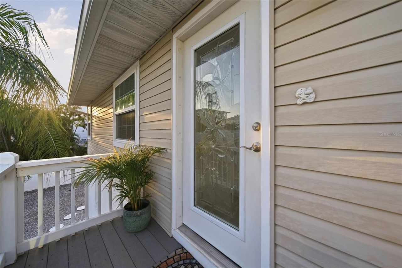 2112 Avenue B, Bradenton Beach, FL 34217 Photo