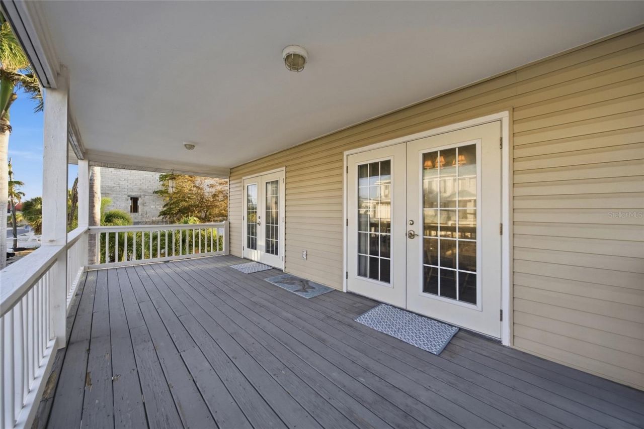 2112 Avenue B, Bradenton Beach, FL 34217 Photo