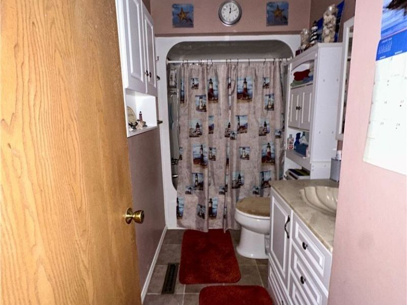 807 Carlisle Street, Belpre, OH 45714 Photo 6