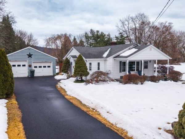 100 Ridge Rd, Harmony, NJ 08865