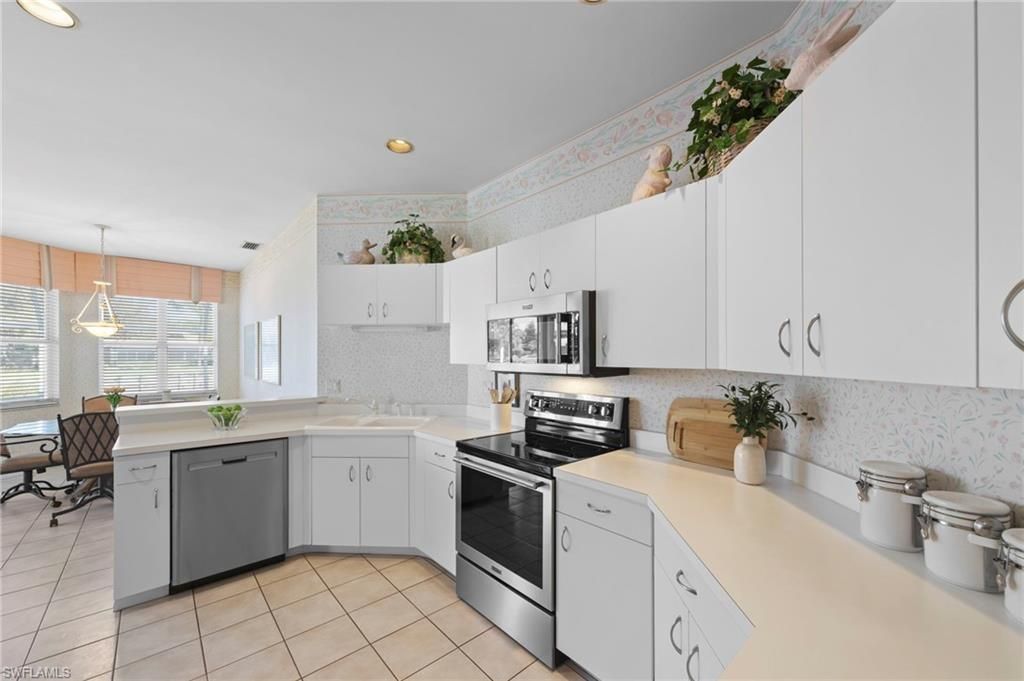 8509 Fairway Bend Dr, Estero, FL 33967 Photo