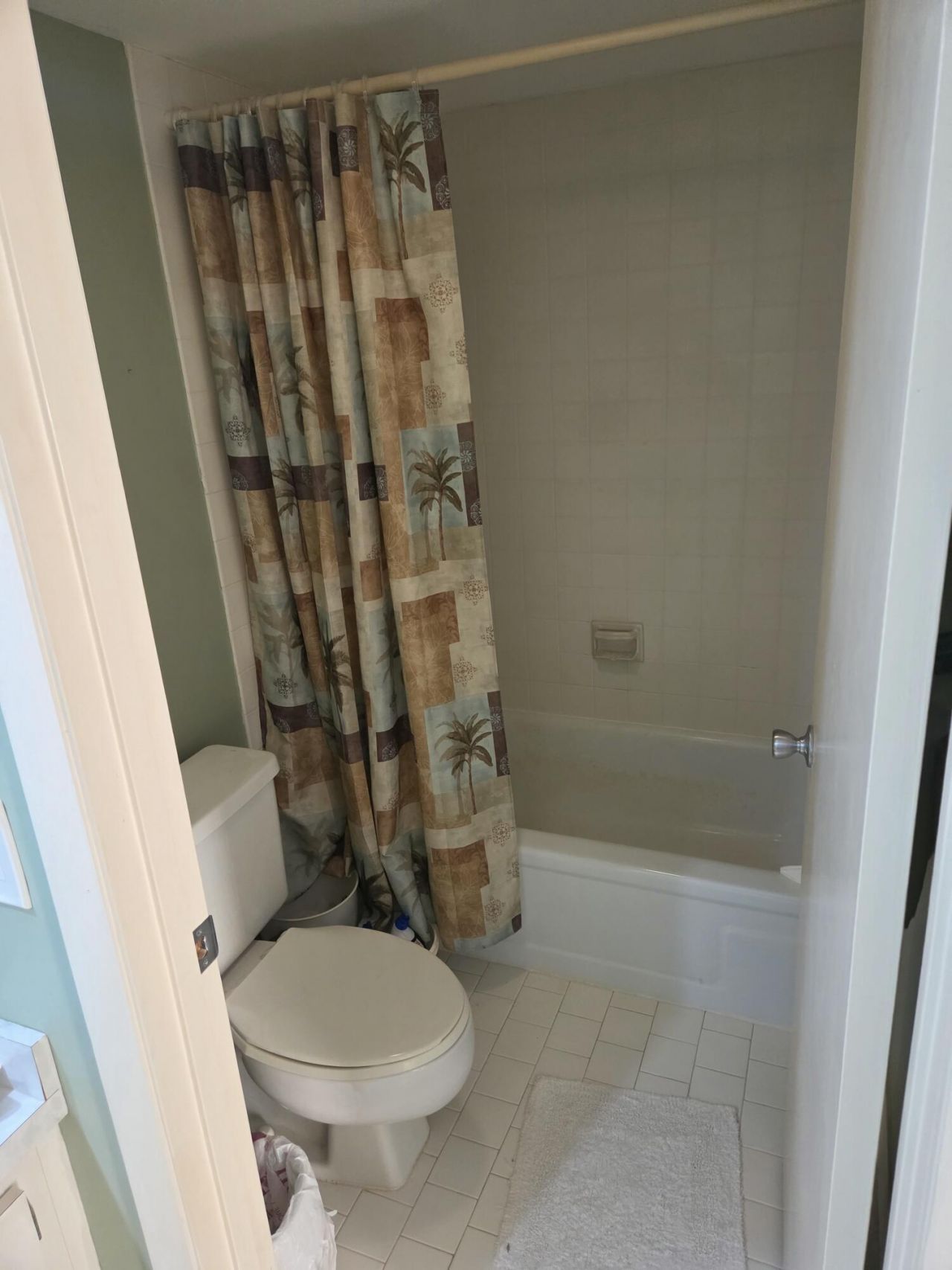 1700 Embassy Drive, Unit 512, West Palm Beach, FL 33401 Photo