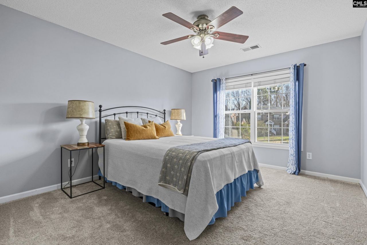 15 Caedmons Walk  Photo 20