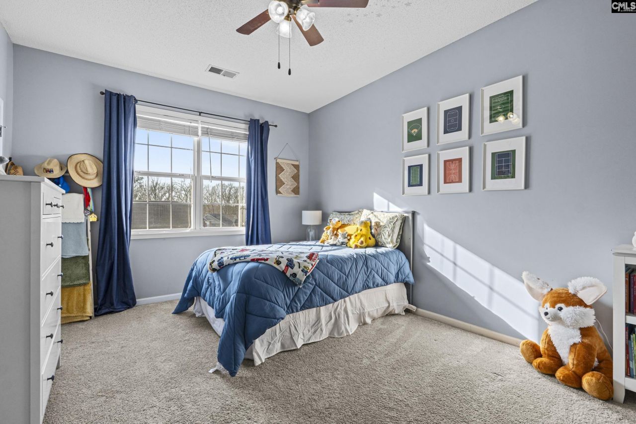 15 Caedmons Walk  Photo 21