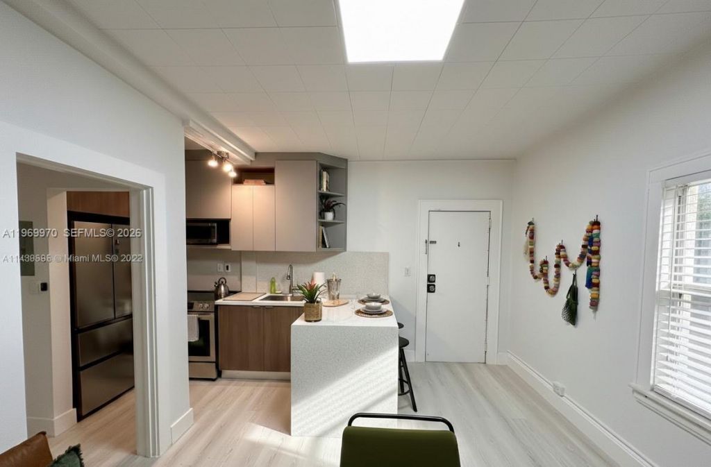 126 Mendoza Ave, Unit 2, Coral Gables, FL 33134 Photo