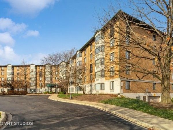 470 Fawell Boulevard, Unit 510, Glen Ellyn, IL 60137