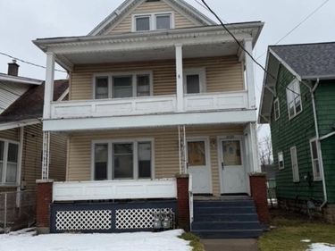 2725 Pierce Avenue, Niagara Falls, NY 14301