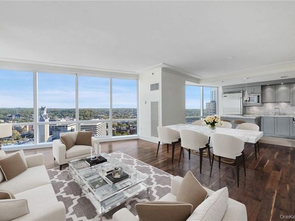 1 Renaissance Square , Unit V4G, White Plains, NY 10601