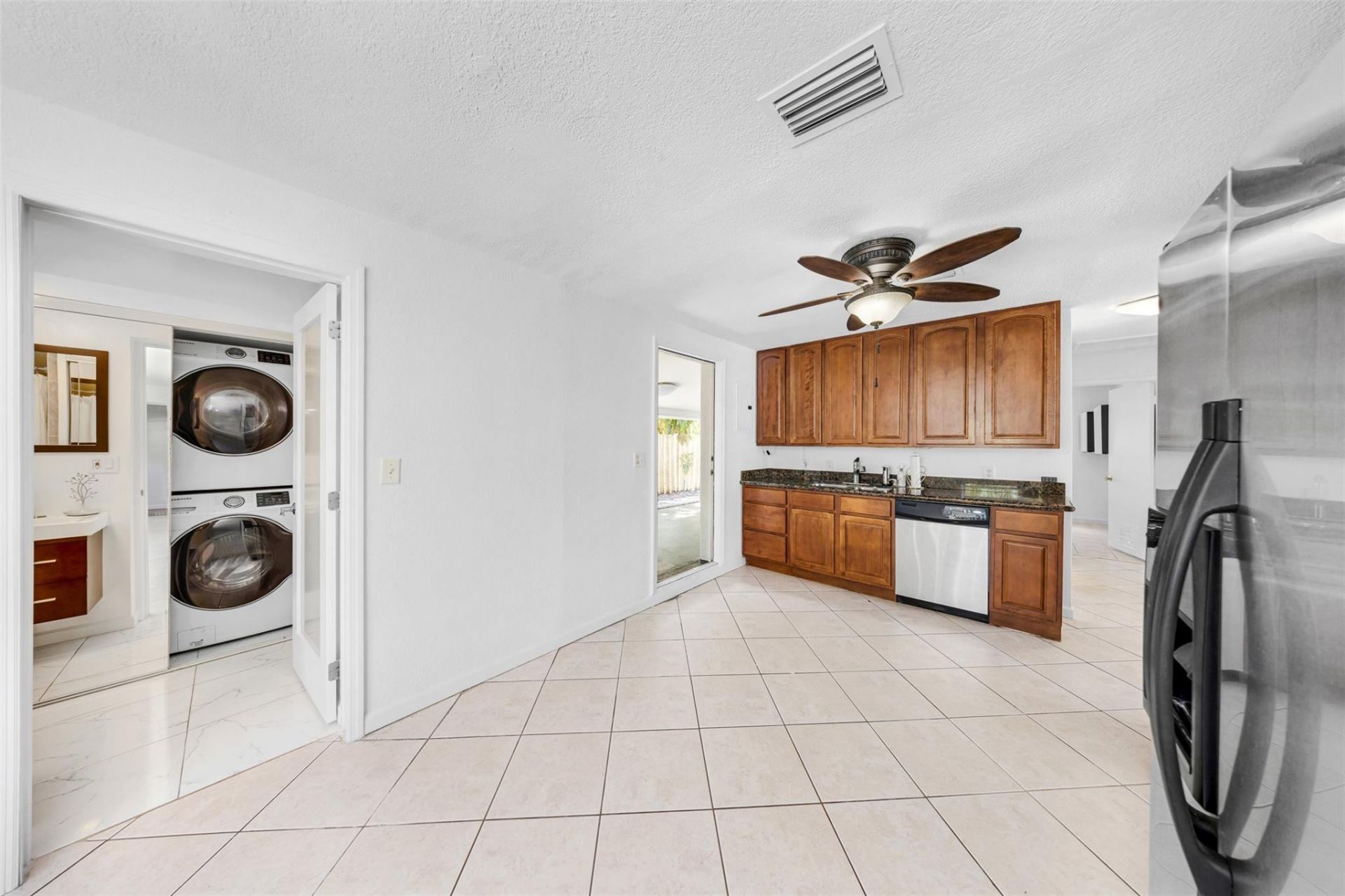 5921 NE 1st Avenue Ne, Unit N/a, Oakland Park, FL 33334 Photo