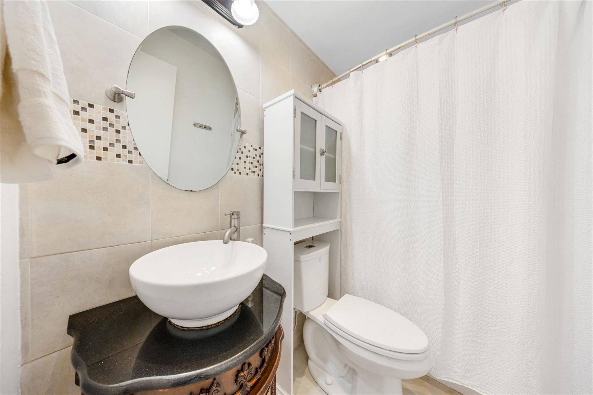 5921 NE 1st Avenue Ne, Unit N/a, Oakland Park, FL 33334 Photo