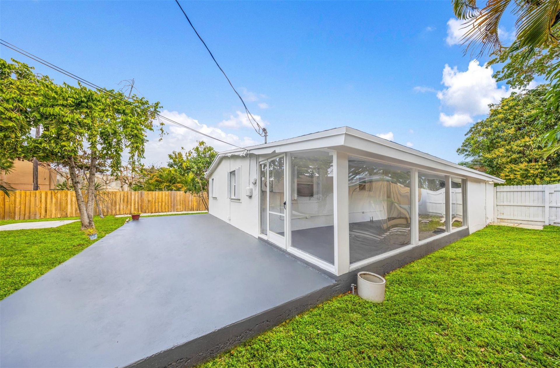 5921 NE 1st Avenue Ne, Unit N/a, Oakland Park, FL 33334 Photo