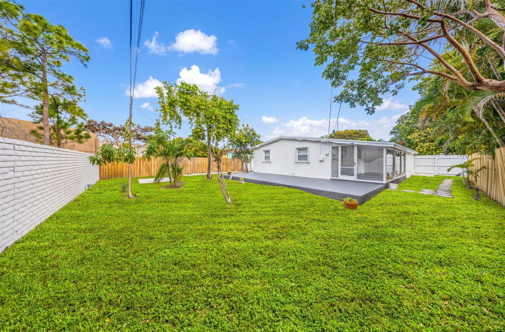 5921 NE 1st Avenue Ne, Unit N/a, Oakland Park, FL 33334 Photo