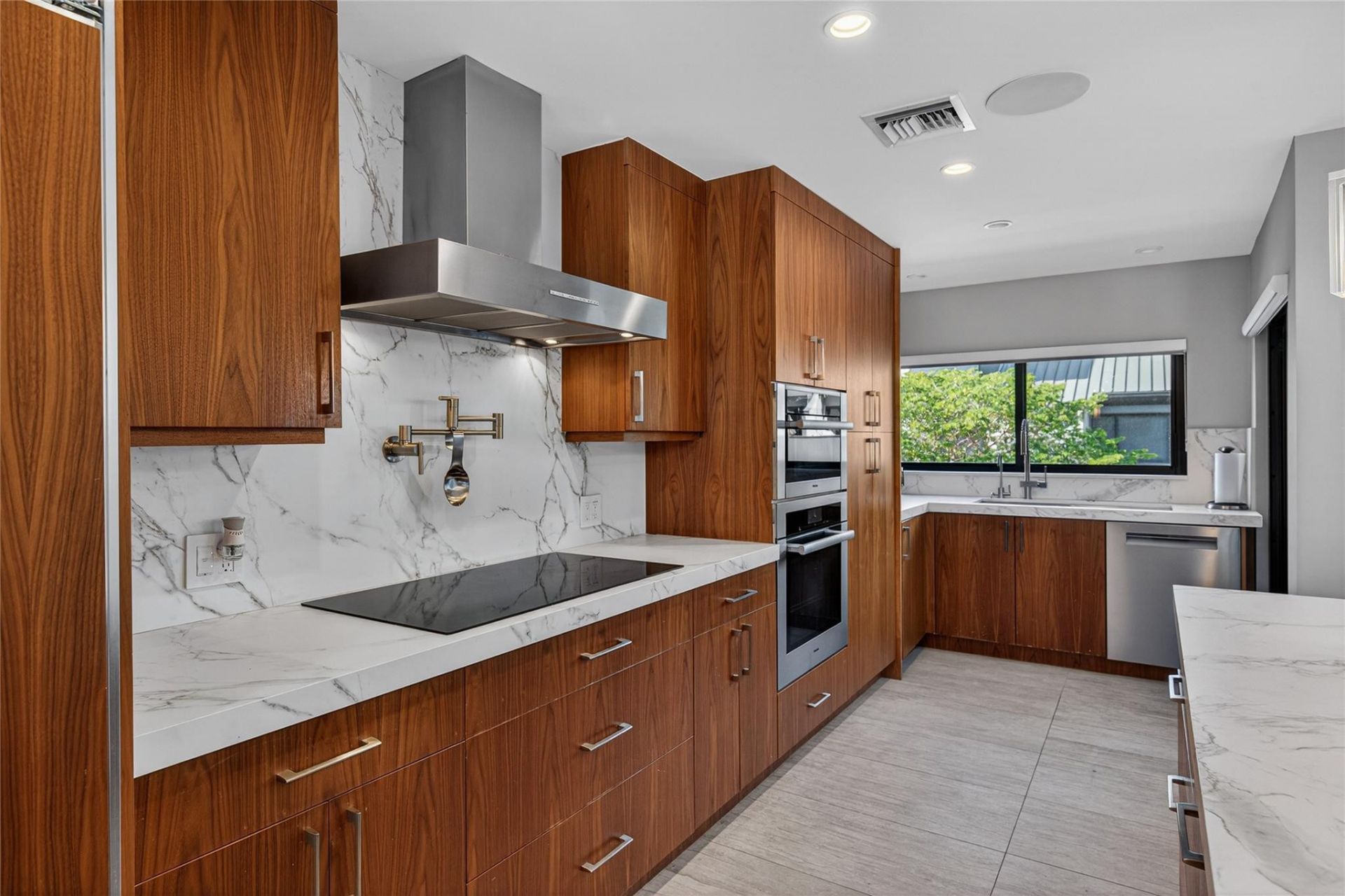 17 Port Side Drive, Unit 17A, Fort Lauderdale, FL 33316 Photo