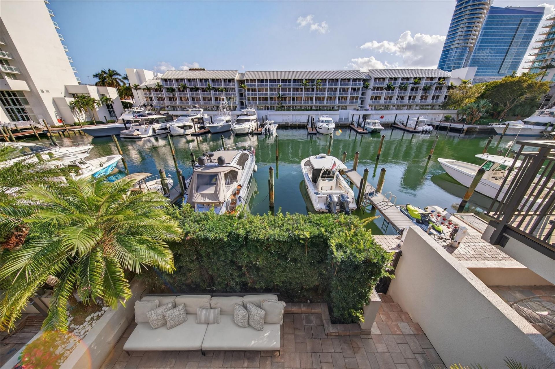 17 Port Side Drive, Unit 17A, Fort Lauderdale, FL 33316 Photo