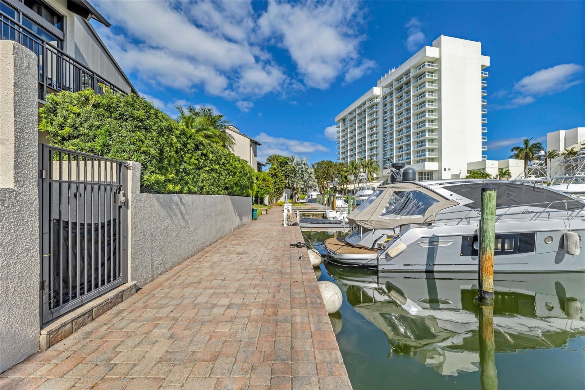 17 Port Side Drive, Unit 17A, Fort Lauderdale, FL 33316 Photo