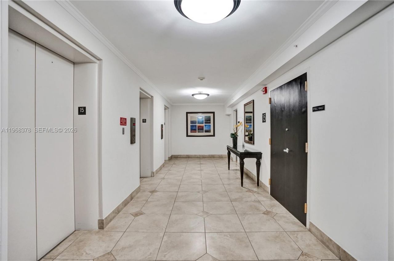 2801 NE 183rd St , Unit 1612W, Aventura, FL 33160 Photo