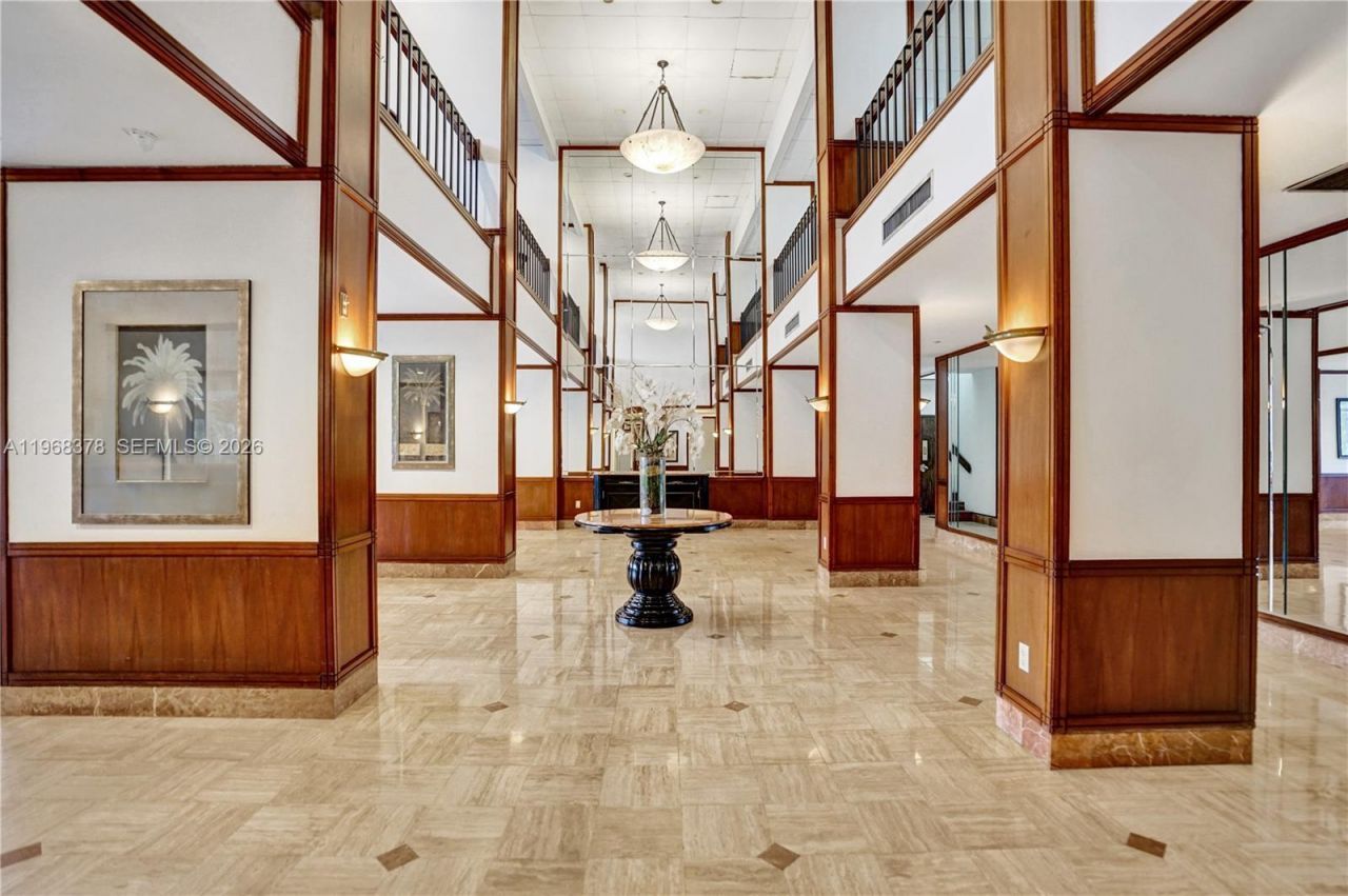 2801 NE 183rd St , Unit 1612W, Aventura, FL 33160 Photo