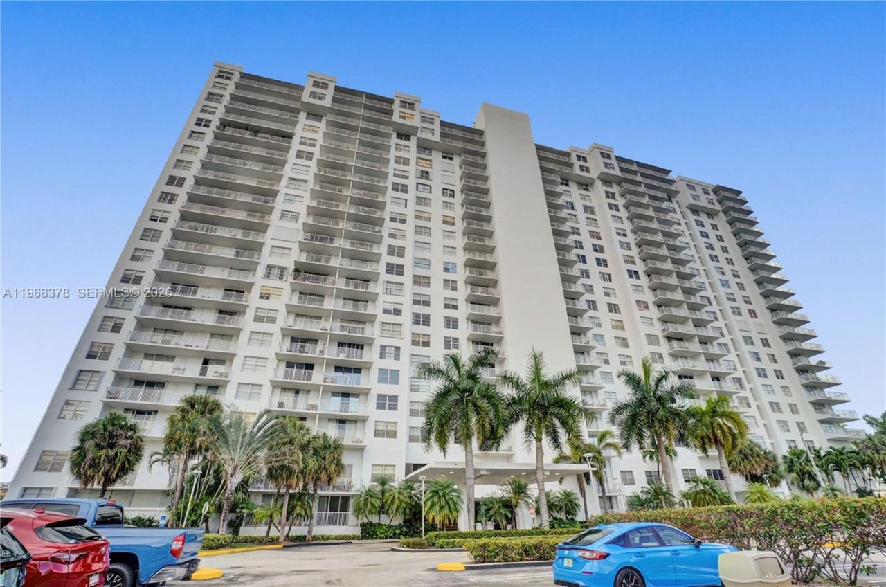 2801 NE 183rd St , Unit 1612W, Aventura, FL 33160 Photo