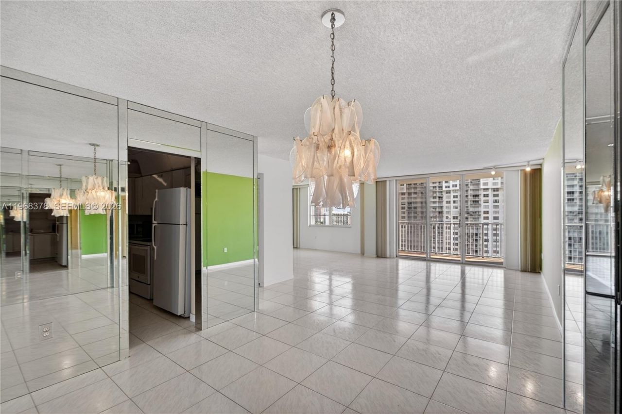 2801 NE 183rd St , Unit 1612W, Aventura, FL 33160 Photo
