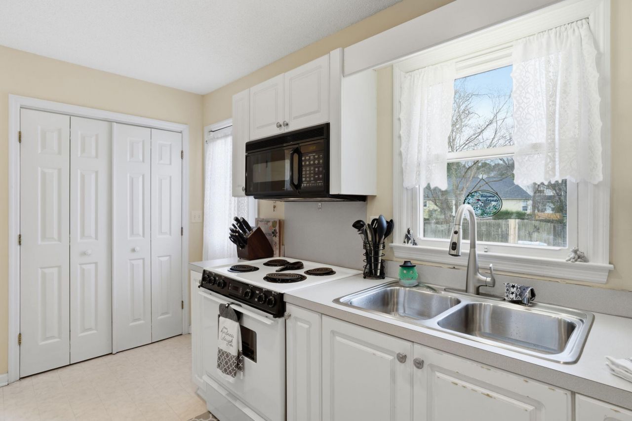 5398 Indigo Fields Boulevard Photo 14