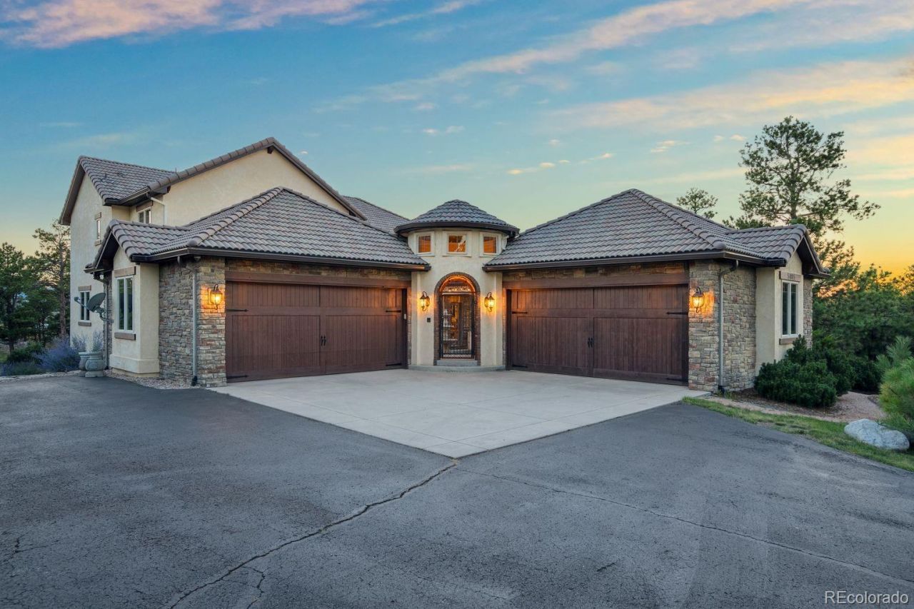 5085 Saxton Hollow Road, Colorado Springs, CO 80908 Main Photo