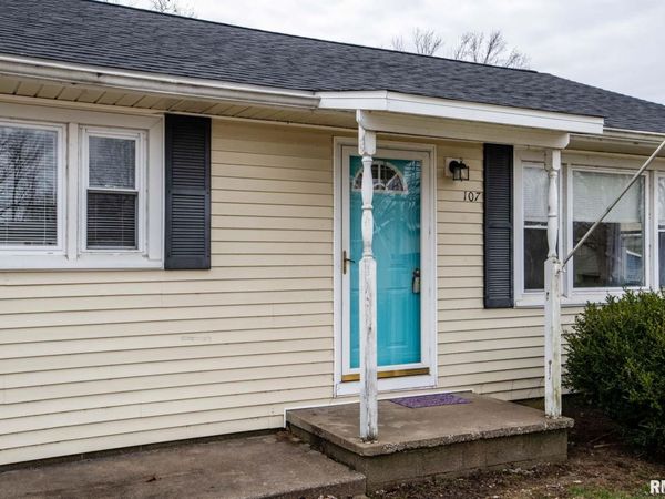 107 E VERMONT Street, Carterville, IL 62918