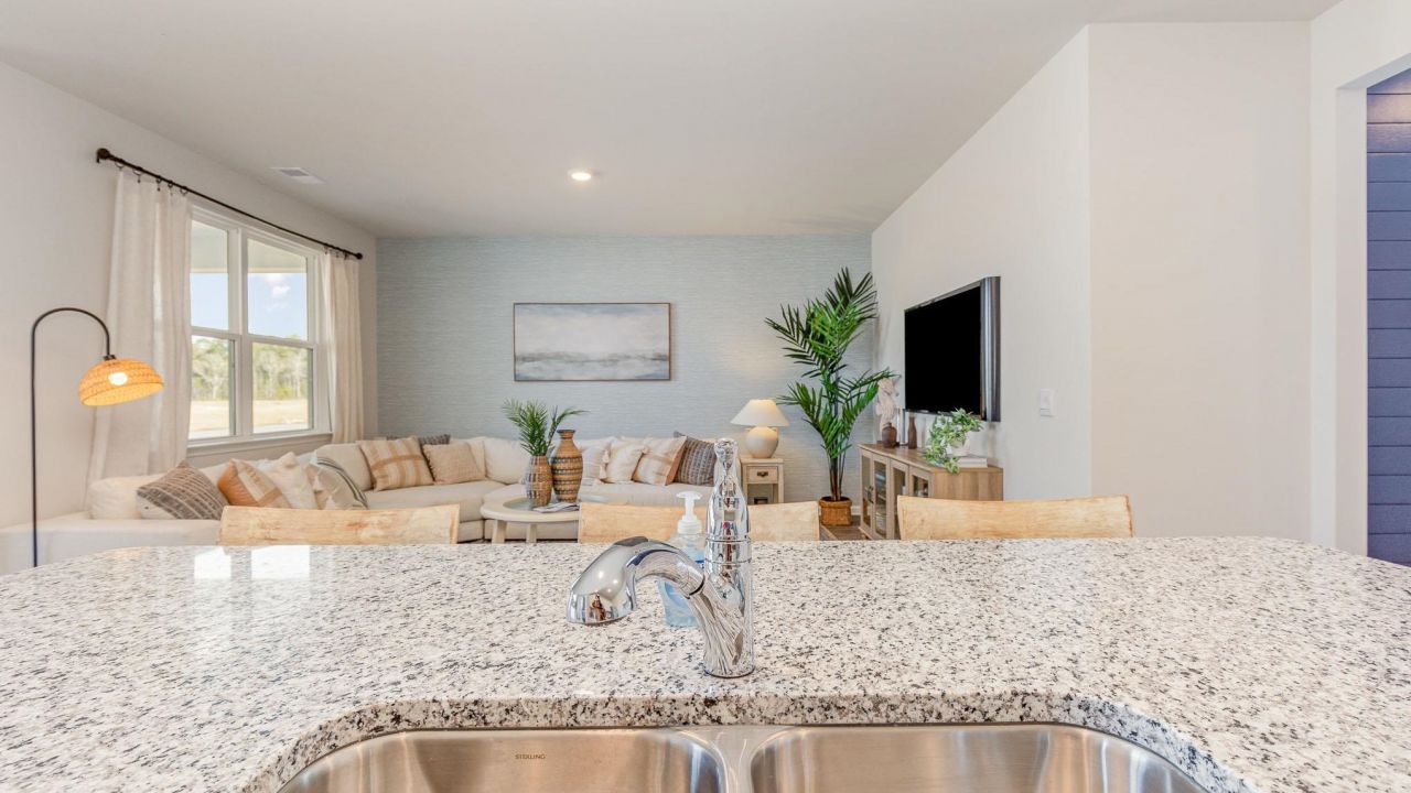 2740 Riverboat Way  Photo 13