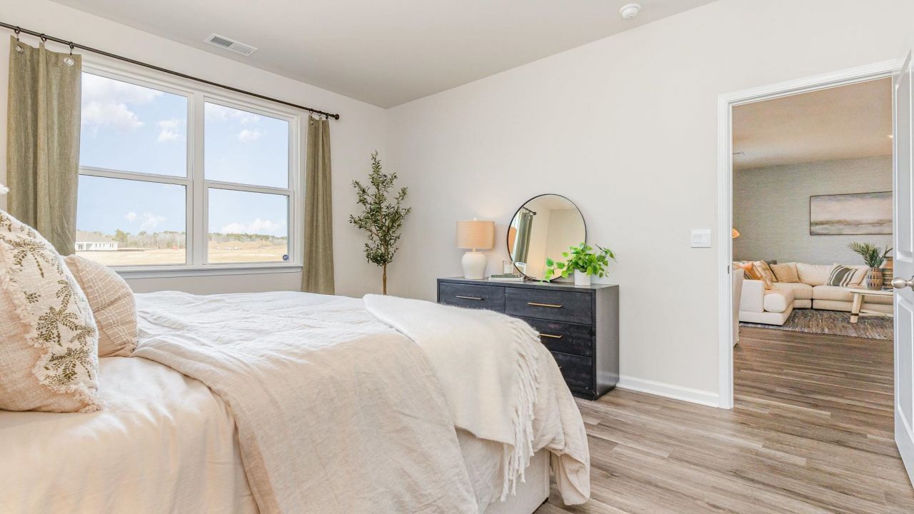 2740 Riverboat Way  Photo 18