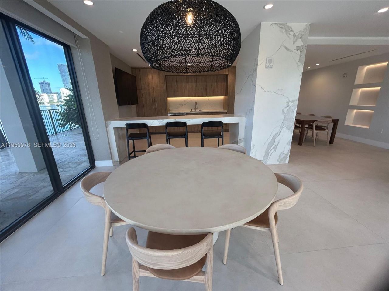 801 N Venetian Dr, Unit 802, Miami, FL 33139 Photo