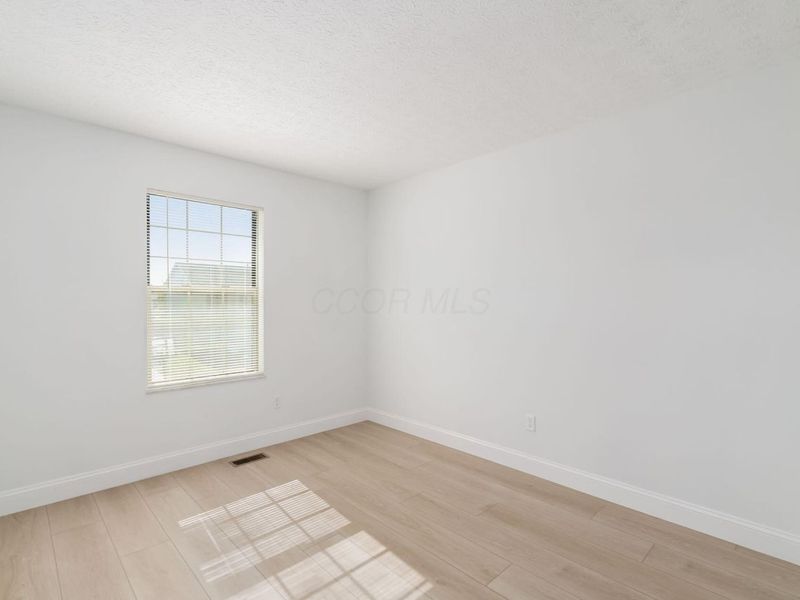 1122 Viewpointe Drive, Columbus, OH 43207 Photo 12