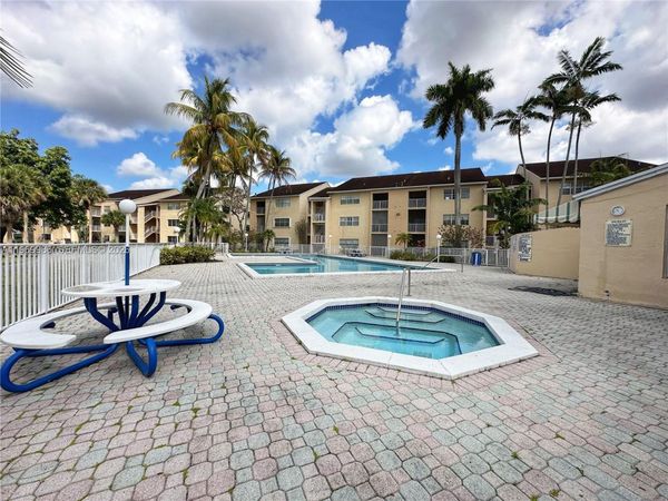 15340 SW 106th Ter, Unit 819, Miami, FL 33196