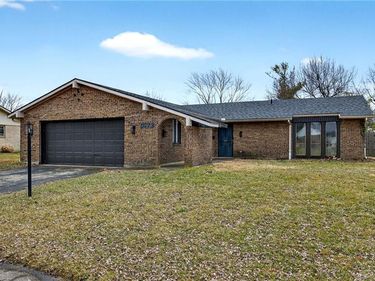 5172 Seville Drive, Englewood, OH 45322