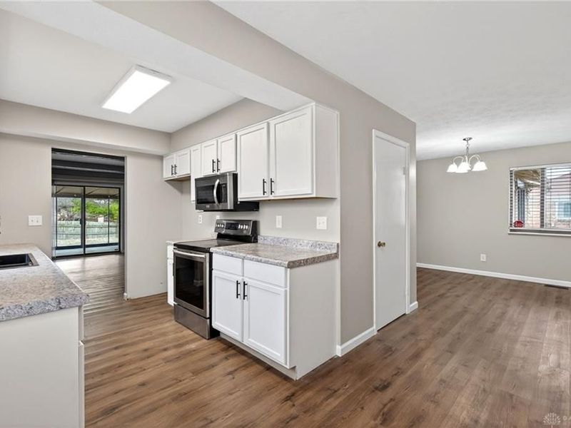 5172 Seville Drive, Englewood, OH 45322 Photo 16