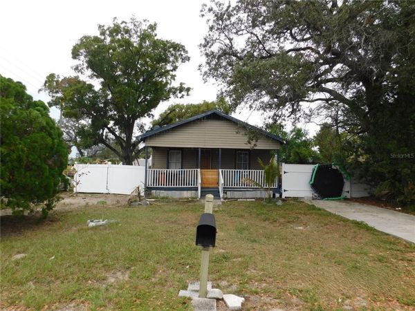 8412 N SEMINOLE AVENUE, TAMPA, FL 33604