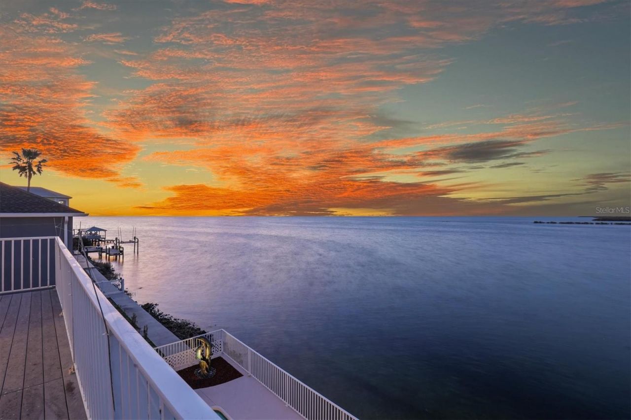 6511 Driftwood Drive, Hudson, FL 34667 Photo