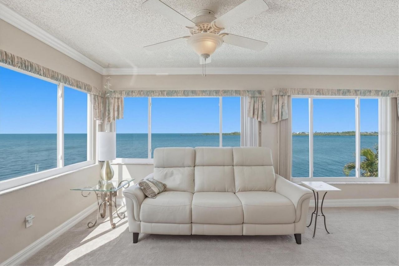 6511 Driftwood Drive, Hudson, FL 34667 Photo