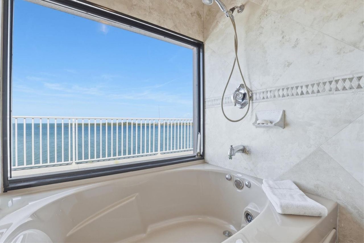 6511 Driftwood Drive, Hudson, FL 34667 Photo