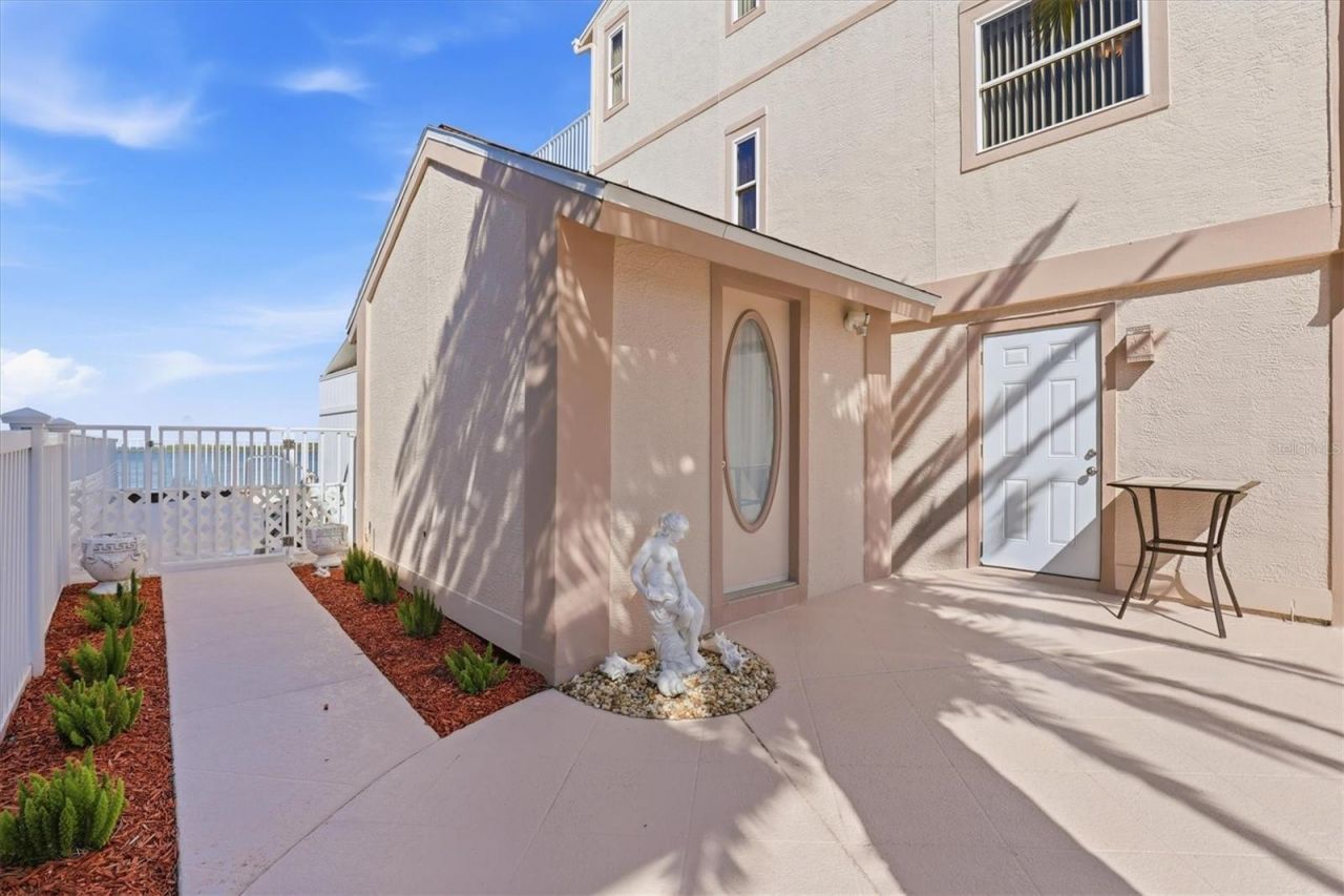 6511 Driftwood Drive, Hudson, FL 34667 Photo