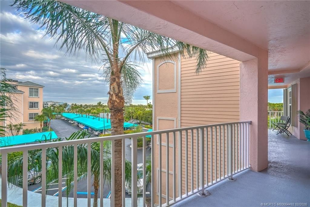 5750 NE Island Cove Way, Unit 3302, Stuart, FL 34996 Photo