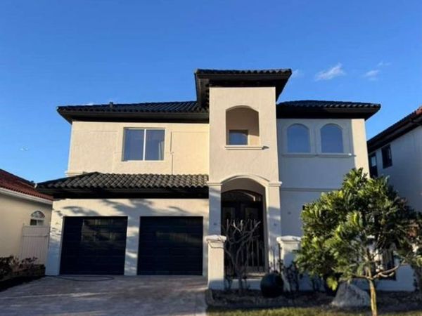 15387 SW 21 LN, MIAMI, FL 33185