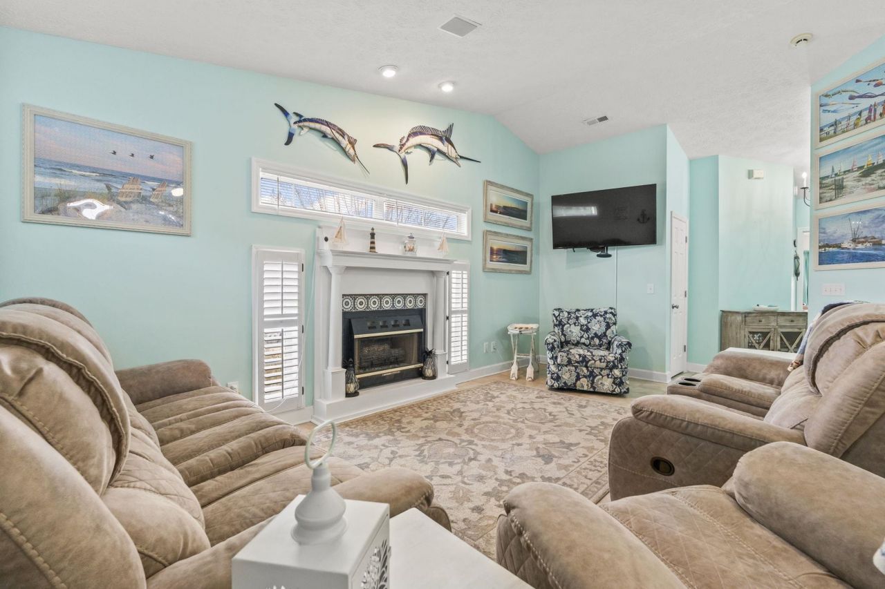 914 Wind Sail Ct. Photo 12