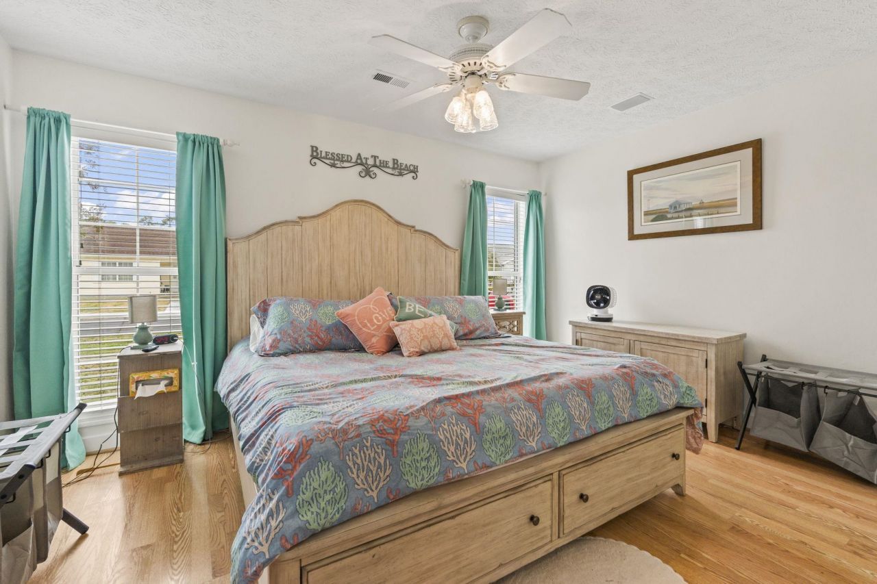 914 Wind Sail Ct. Photo 16