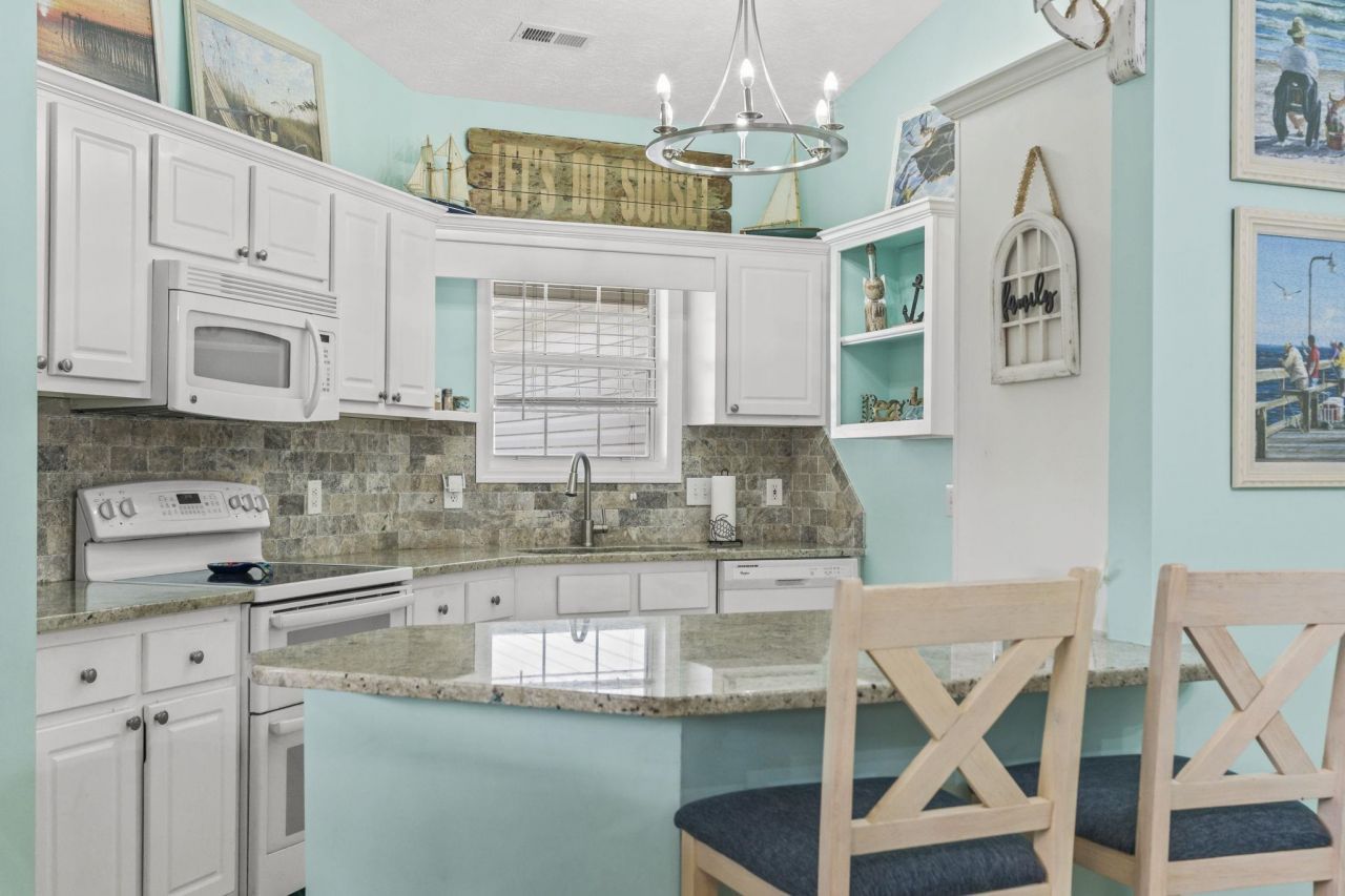 914 Wind Sail Ct. Photo 2