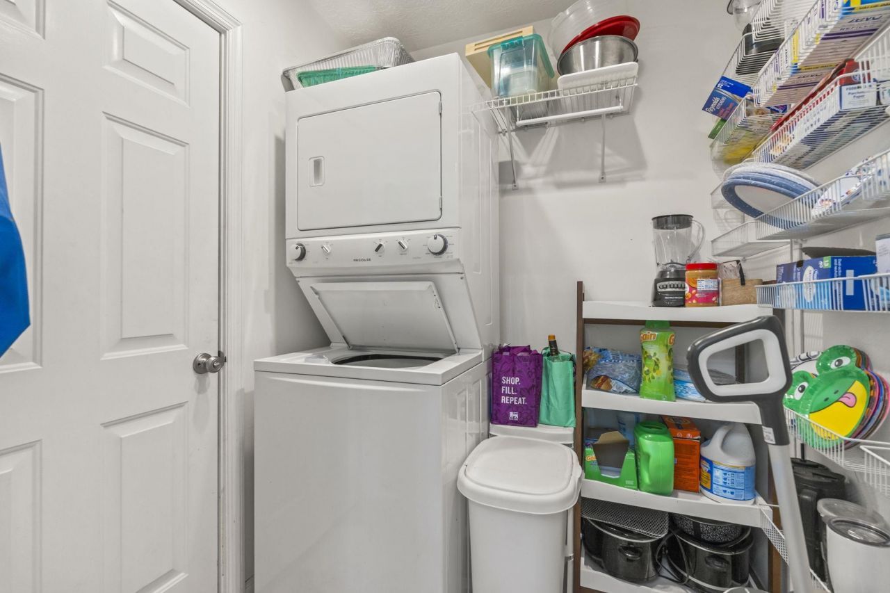 914 Wind Sail Ct. Photo 28