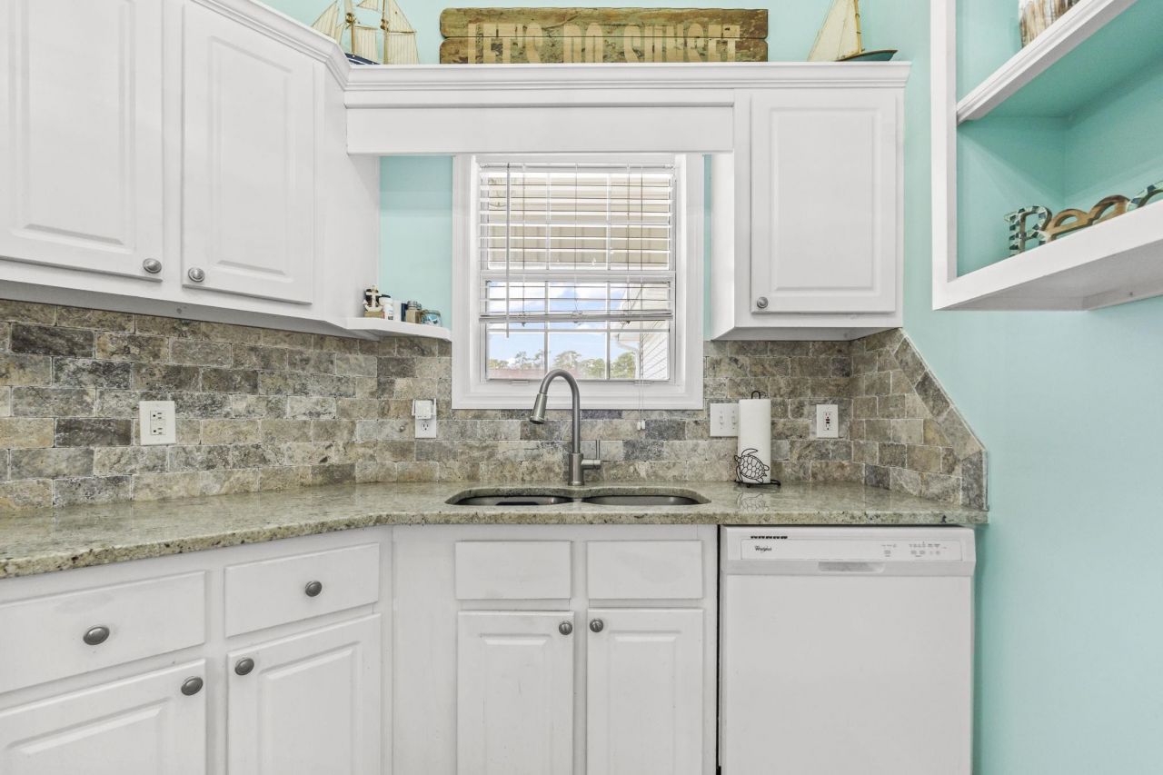 914 Wind Sail Ct. Photo 5