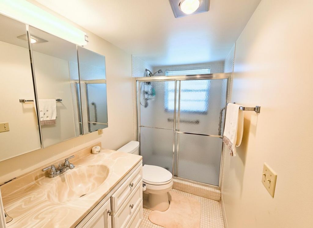 4037 Guildford C, Boca Raton, FL 33434 Photo